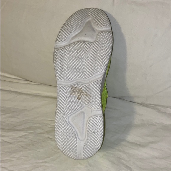 Brand new tennis shoes - Picture 4 of 4